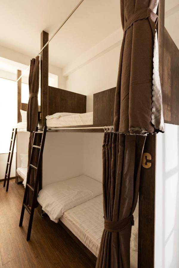 Lae Hostel Tuy Hoa Eksteriør billede